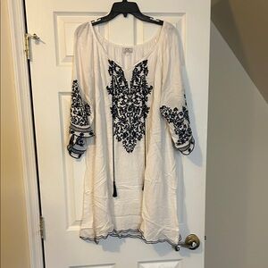 Elegant White Tunic with Navy Embroidery